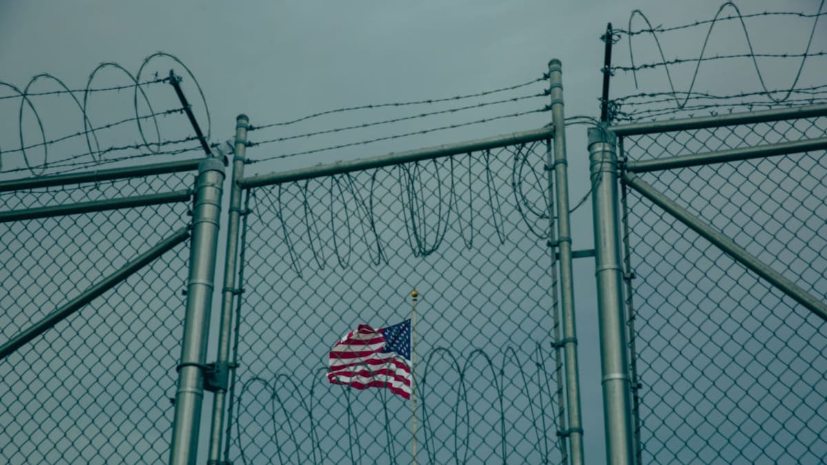 Un tercer vuelo con migrantes indocumentados llegará a la Bahía de Guantánamo