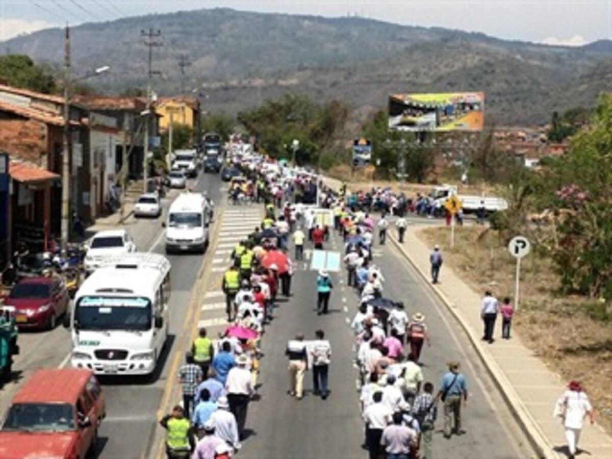 Cafeteros y Gobierno nacional se sentarán a negociar levantamiento de paro
