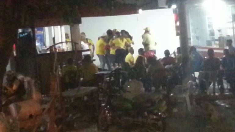 Festejo aficionados calle 84 Barranquilla