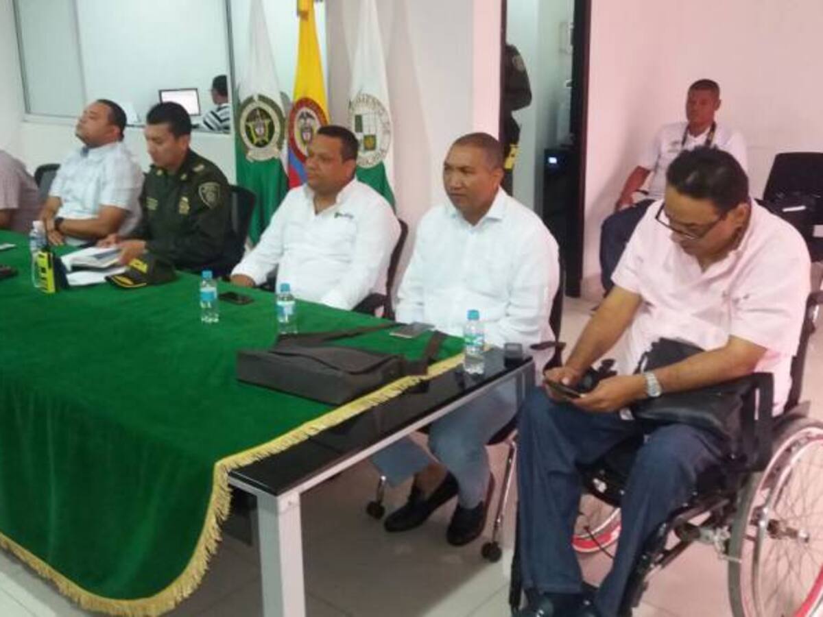 Alcaldes piden a Santos proyectos productivos para Conejo y La Guajira