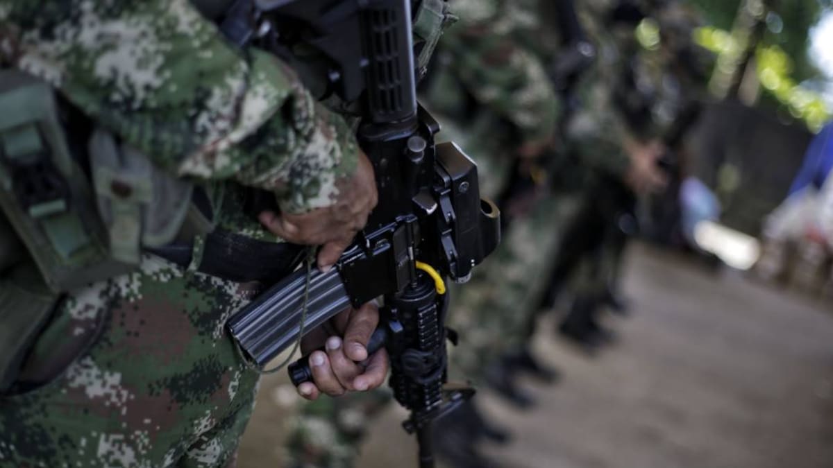 Ratifican destitución de 20 años contra soldados que abusaron de niña Embera