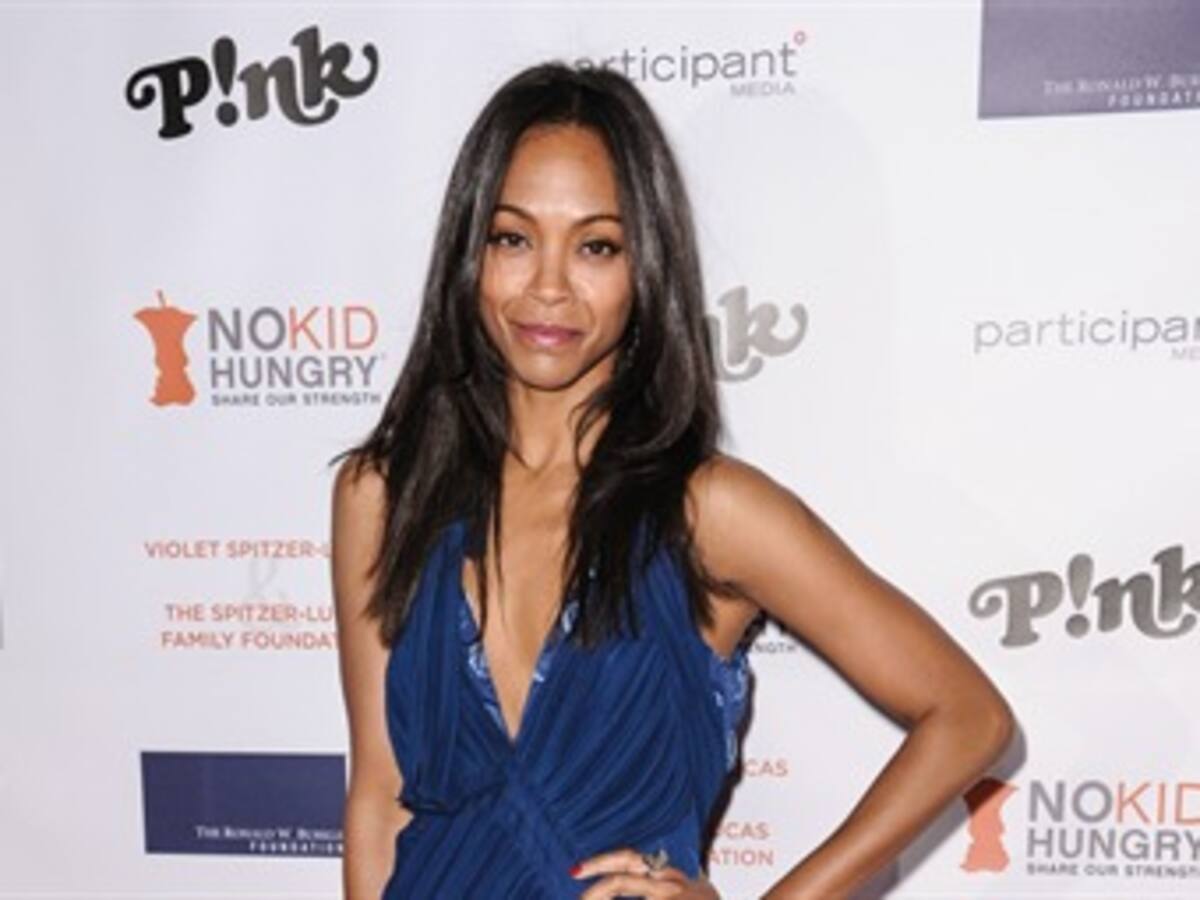 Zoe Saldaña quiere aumentarse el pecho