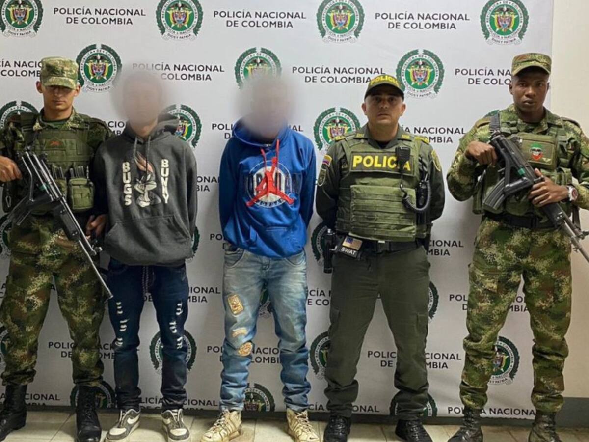 Más de 20 personas fueron víctimas de dos atracos masivos en Antioquia