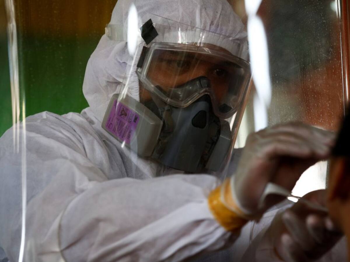 OMS dice que "quizás nunca haya una solución" para el coronavirus