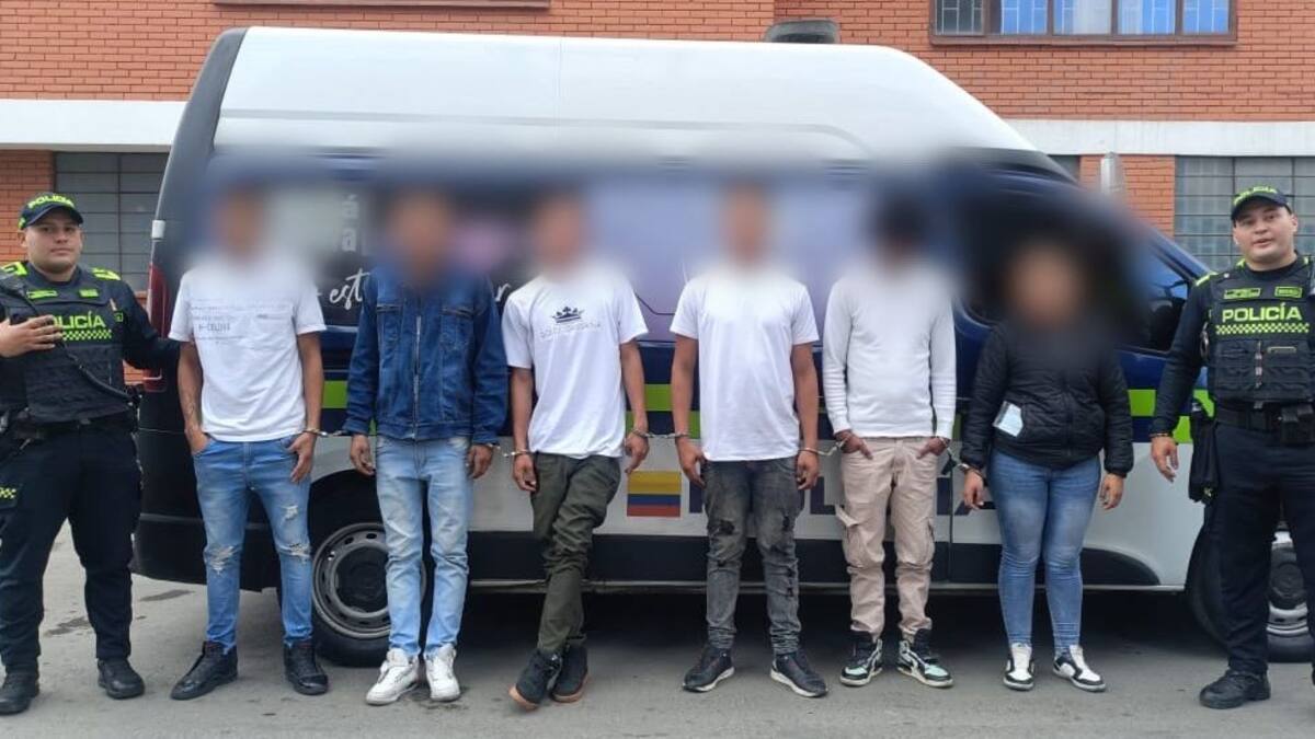 Fueron capturados ladrones de Transmilenio de la Av. Jiménez: Golpeaban a sus víctimas para robarlos