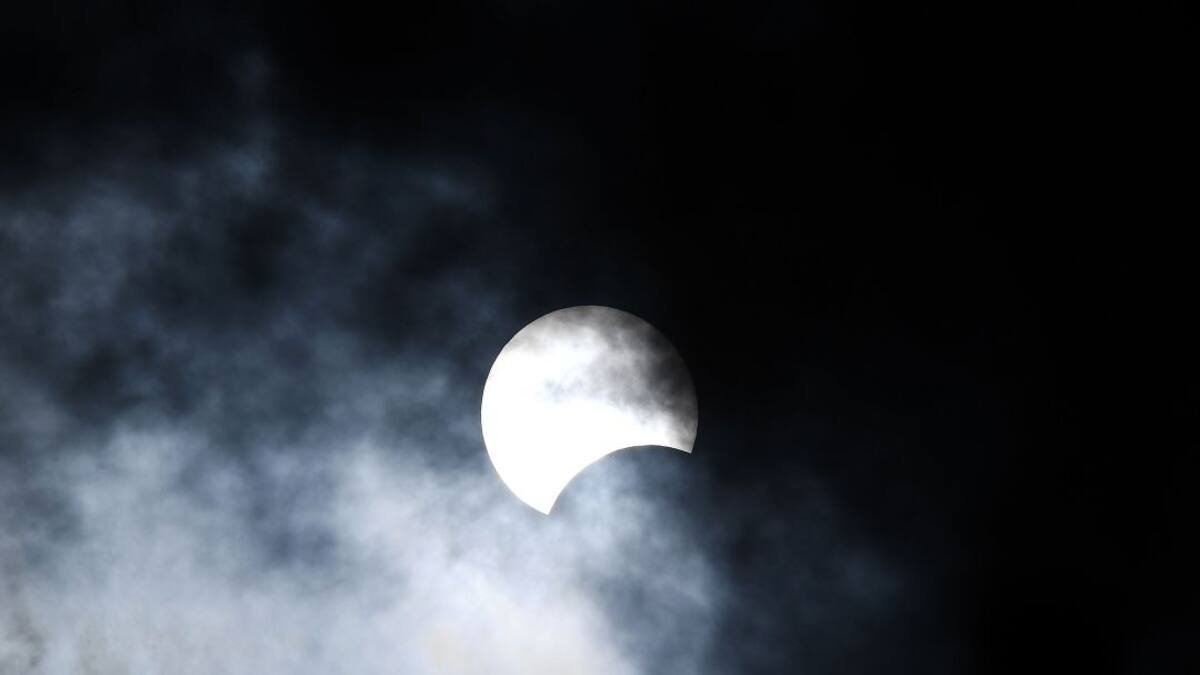 Tercer eclipse del año se producirá este domingo