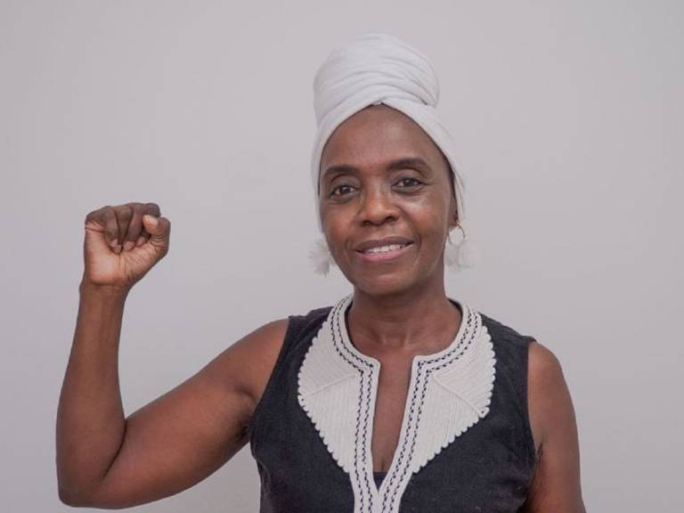 Cha Dorina Hernández