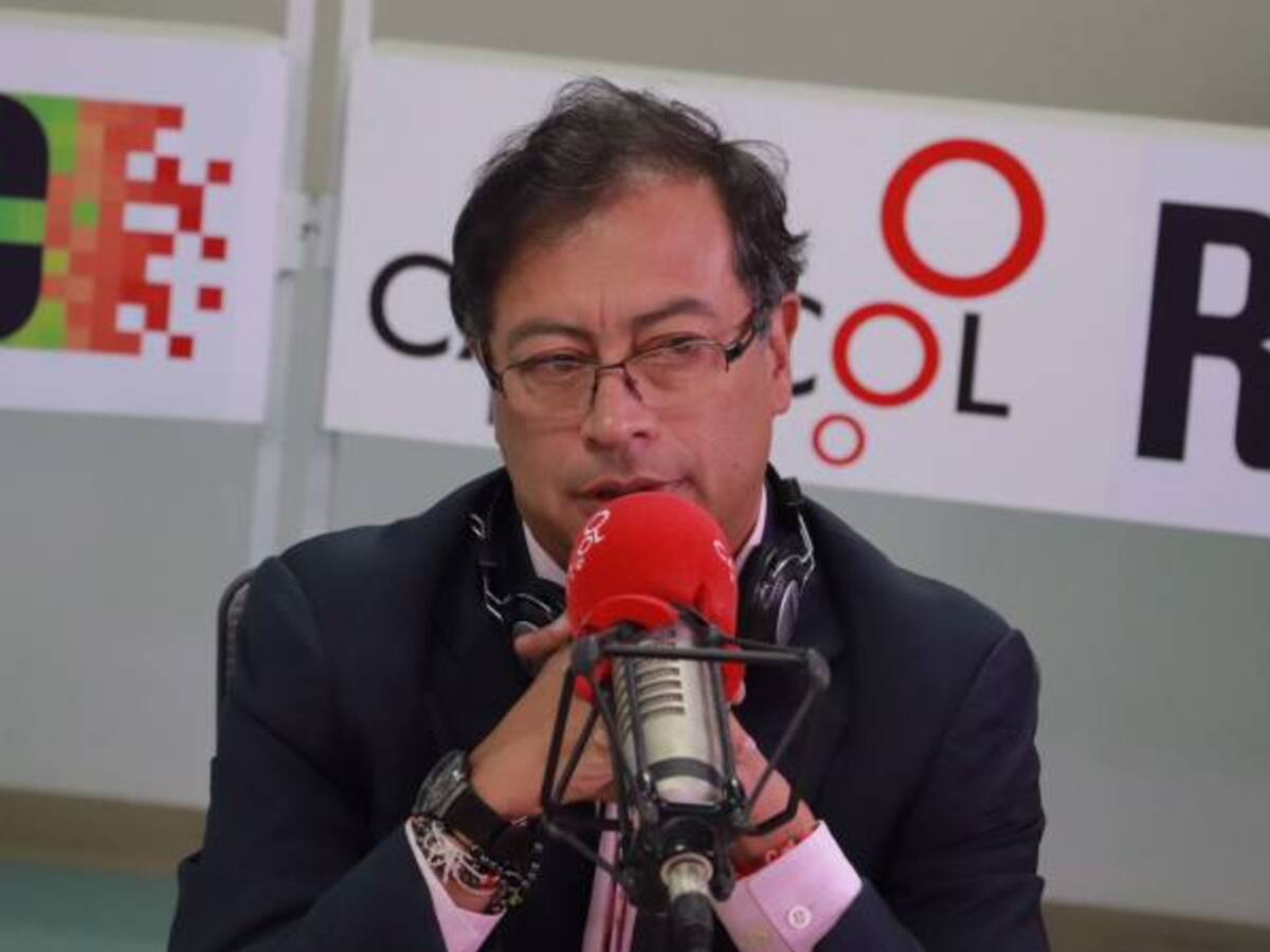 Petro propone ampliar competencias de la JEP a los civiles