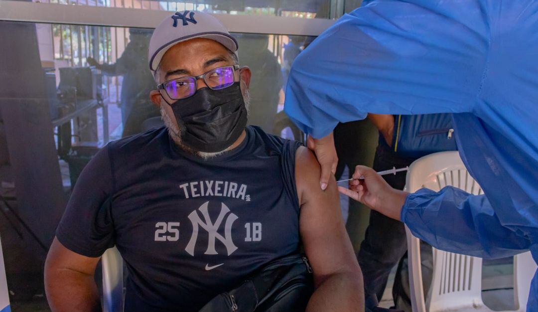 La meta es llegar al 40% para cumplir con los requisitos exigidos y de esta manera poder eliminar el tapabocas en sitios cerrados.