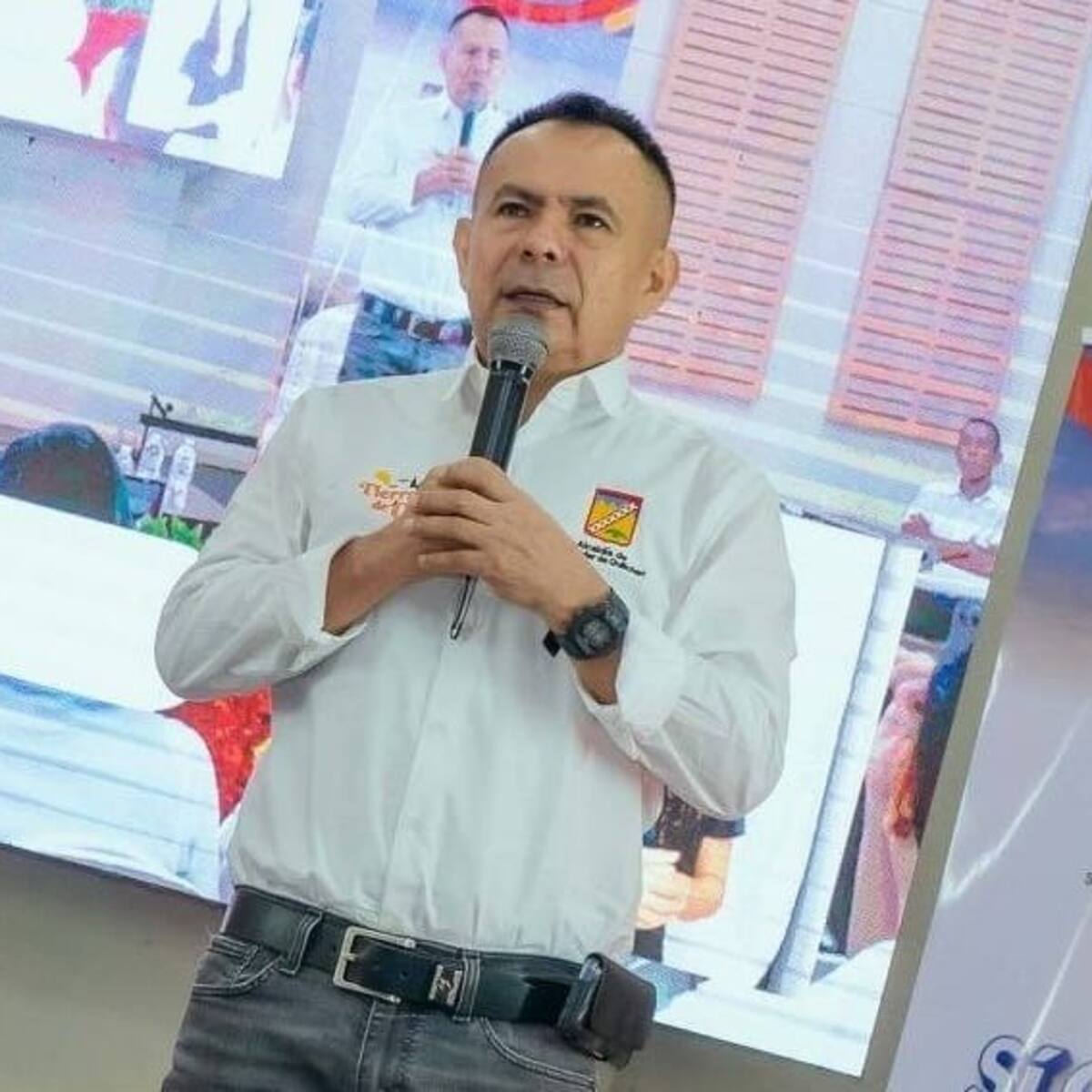 Alcalde de Santander de Quilichao ileso tras ser víctima de un retén ilegal en la vía Panamericana