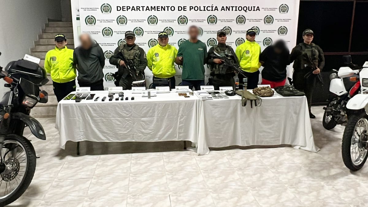 En Medellín capturaron a un cabecilla señalado del asesinato de un líder social y una masacre