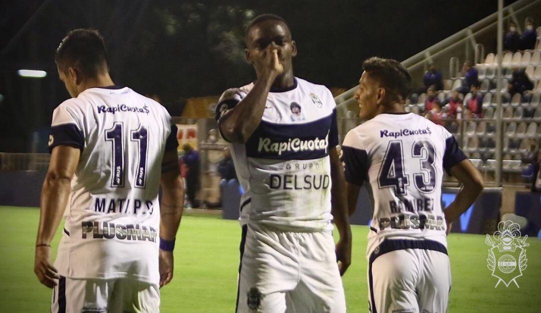 Gol de Johan Carbonero en la victoria de Gimnasia de la Plata en Argentina