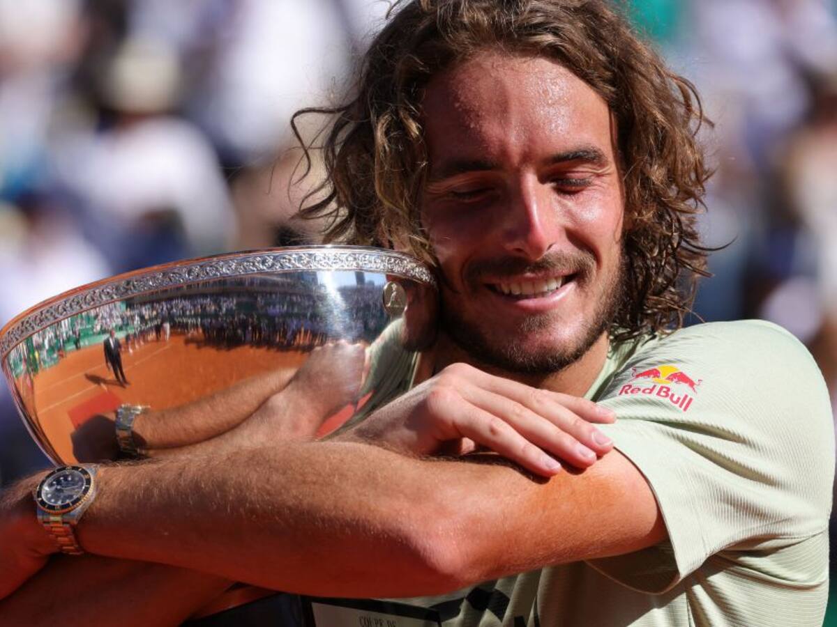 Tsitsipas mantiene el título de Montecarlo tras vencer a Davidovich