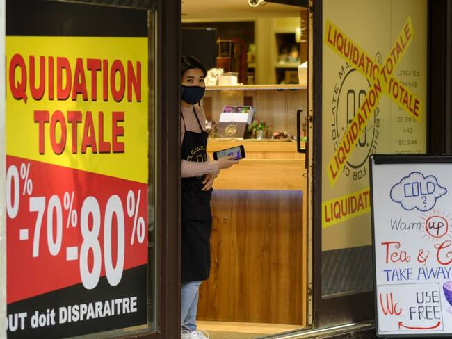 Bélgica anuncia nuevas medidas contra el COVID-19 y vuelve al confinamiento