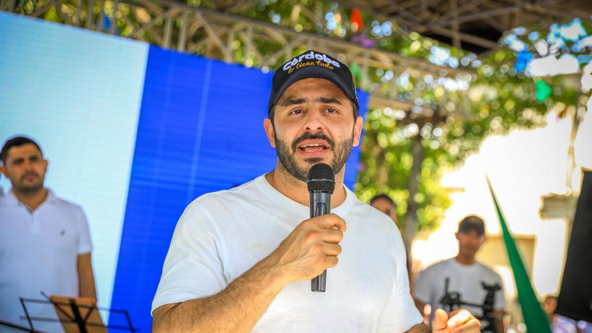 Gobernador anuncia inversiones en Lorica: agua potable, pavimento, puente y empleo