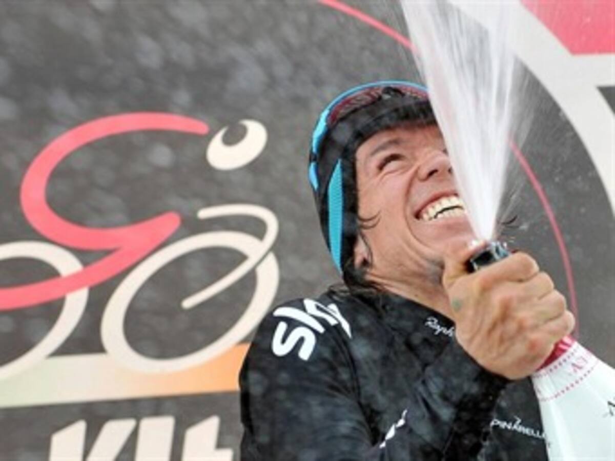 Urán: 'En el Giro de Italia hace más frío que en mi nevera en Colombia'