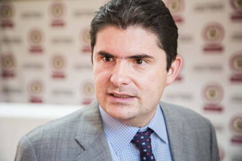 Ministro de Vivienda