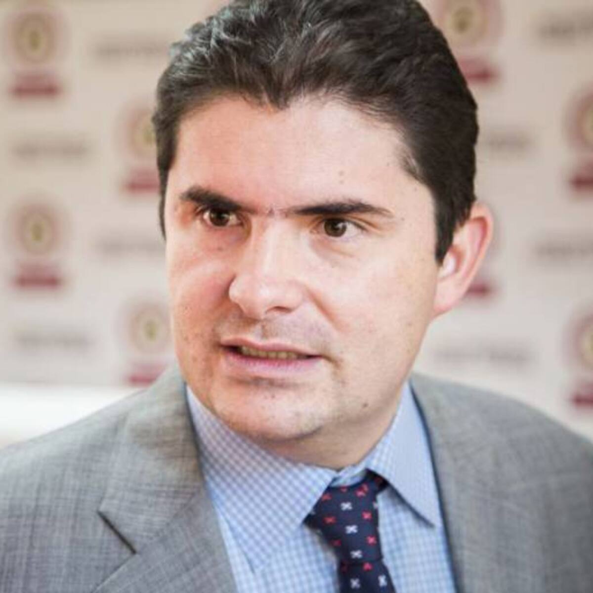 Petro no es coherente con la elección del procurador: candidato Luis Felipe Henao