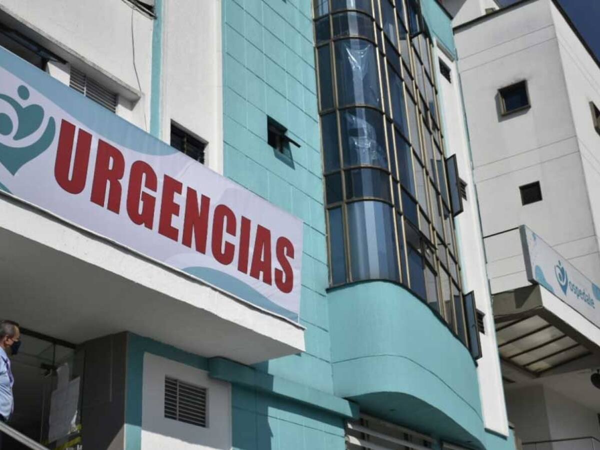 Trabajadores de una clínica en Manizales denuncian retrasos en los pagos de su seguridad social