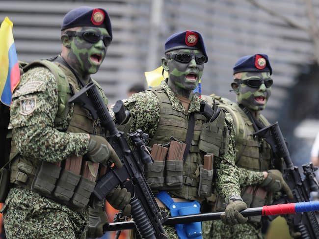 Militares desfilarán durante los actos de conmemoración de los 213 años de la independencia de Colombia.