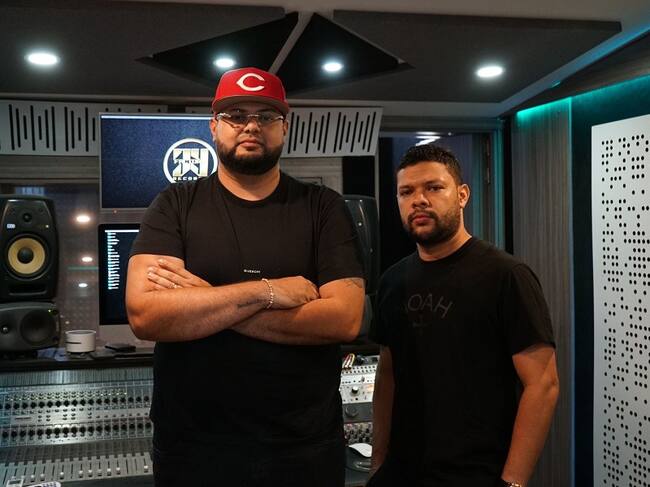 Junior Récord & Yander Producer