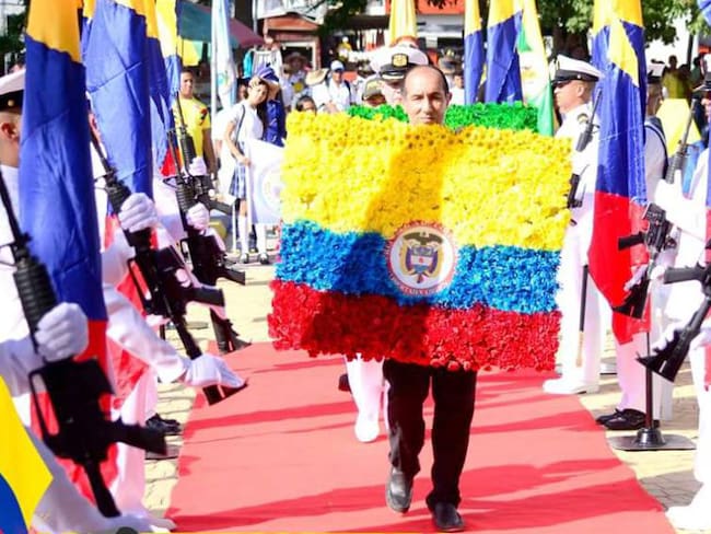Ofrenda floral a héroes de la Patria en Magangué