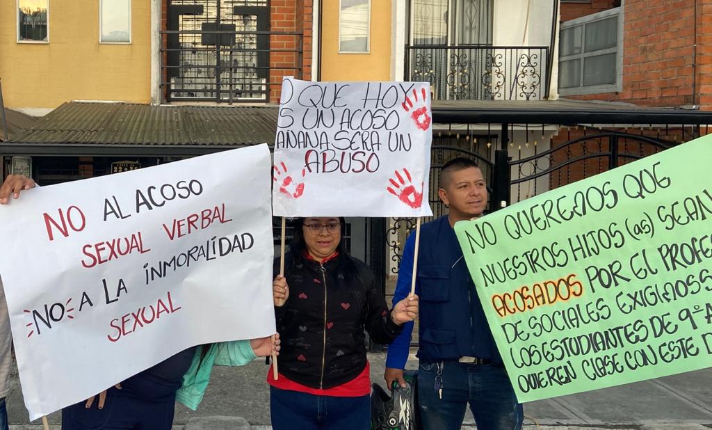 Caracol Radio Pereira.