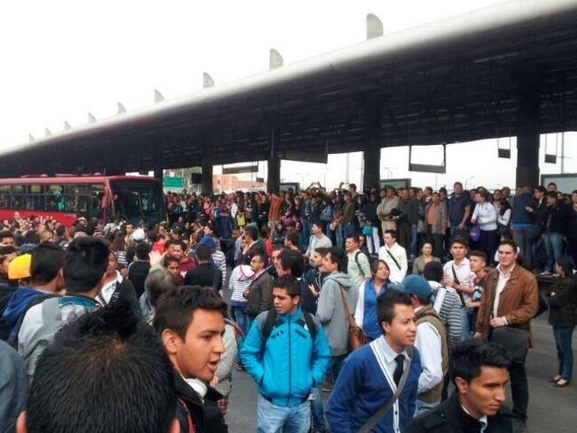 Alegan falta de articulados y retraso en la operación del Sistema.