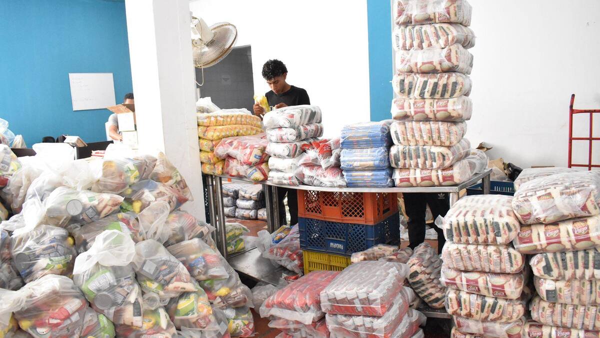 Puntos de recepción de ayudas humanitarias en Cartagena siguen disponibles