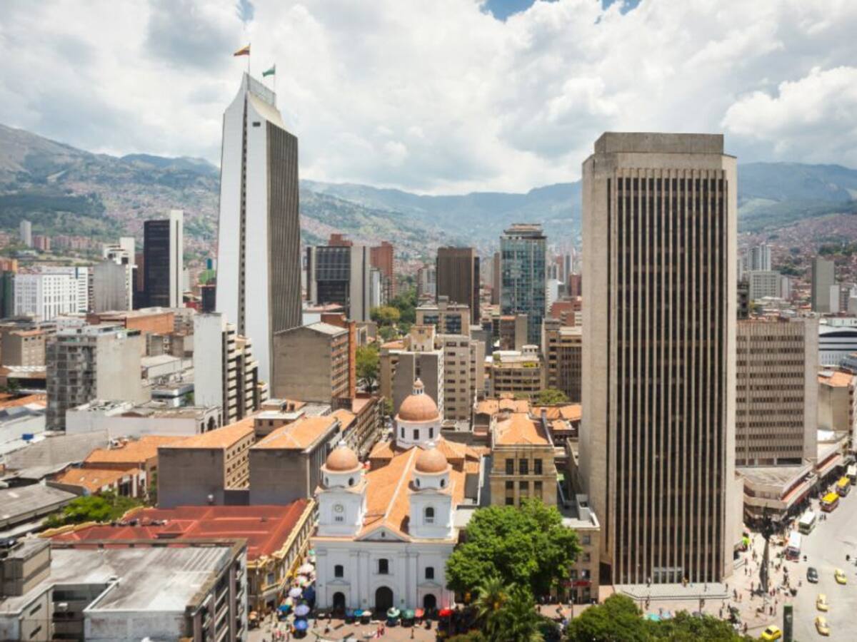 El 62% de los antioqueños celebrará Amor y Amistad