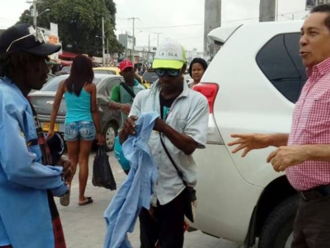 Agentes del Tránsito de Cartagena denuncian a veedor por uso abusivo de uniformes de la entidad
