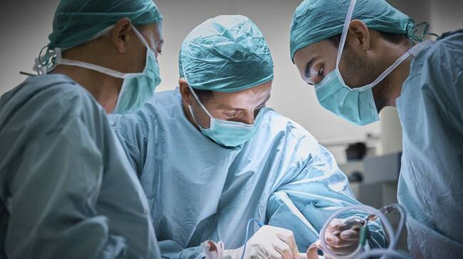 Personal médico fue reconocido por su servicio en pandemia