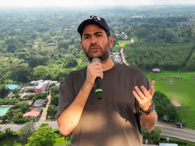 El gerente de Aguas de Córdoba, Maruen Jabib Janna, anunció el inicio de proyecto clave de saneamiento para Pueblo Nuevo.