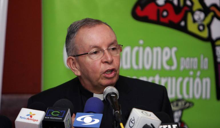 Monseñor Héctor Henao.