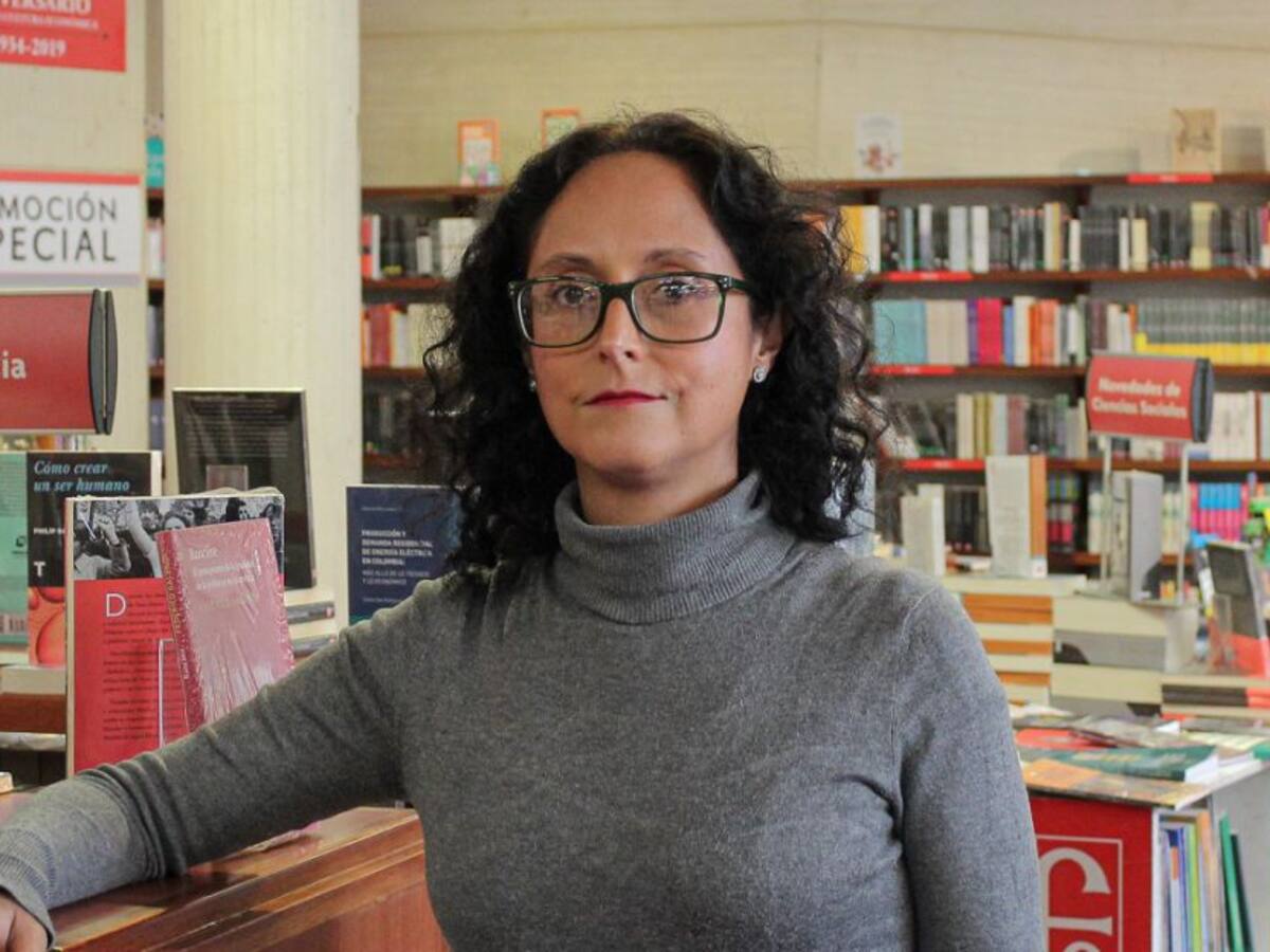 Gabriela Roca llegó a fortalecer el Fondo de Cultura Económica - Colombia