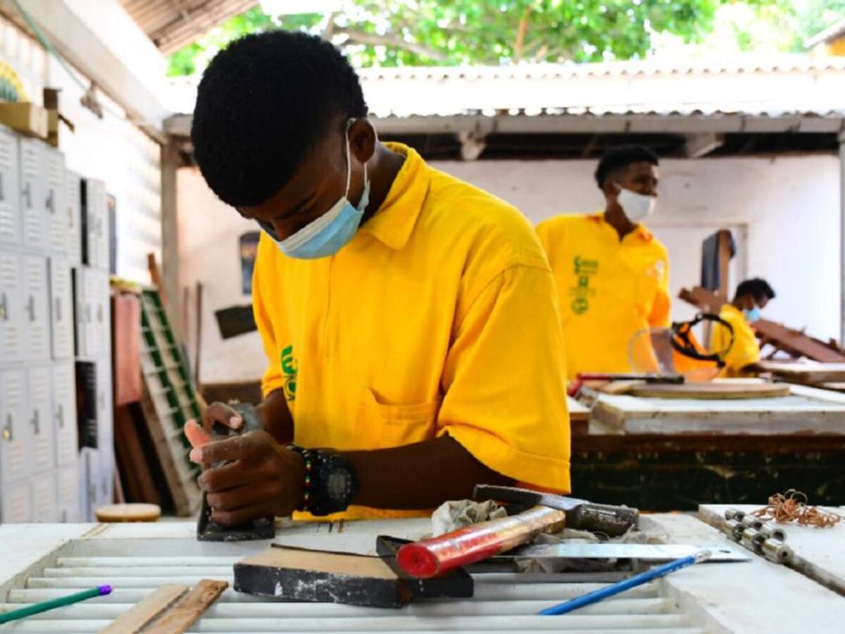 Proyecto de formación de la Escuela Taller recibió aval de CoCrea