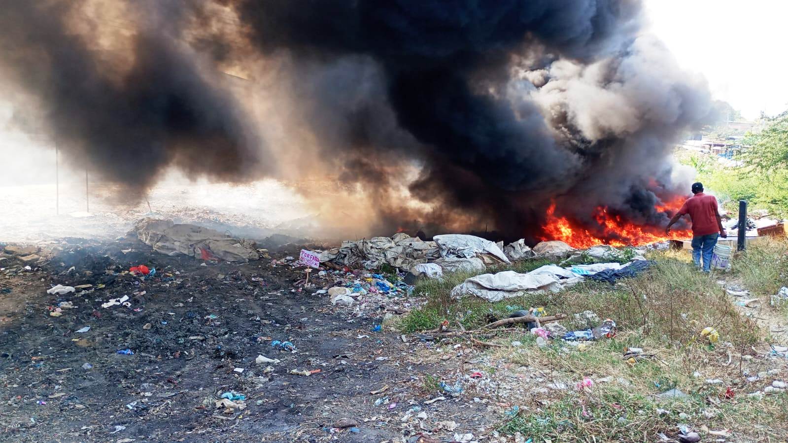 Controlado incendio forestal en cercanías del antiguo relleno sanitario de Cartagena