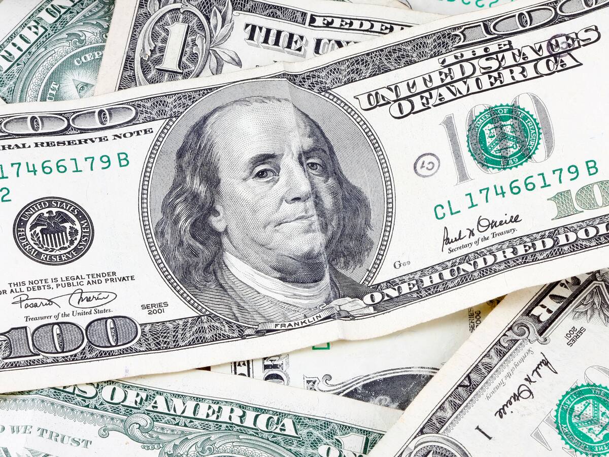 Continúa cayendo el dólar en Colombia: este es el precio de la moneda hoy, 4 de abril