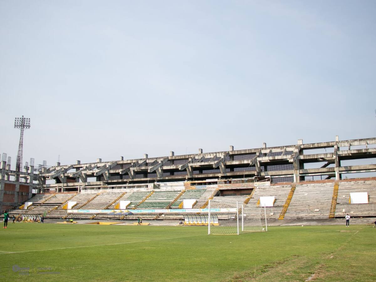 Buscarán habilitar tres tribunas del estadio de Neiva