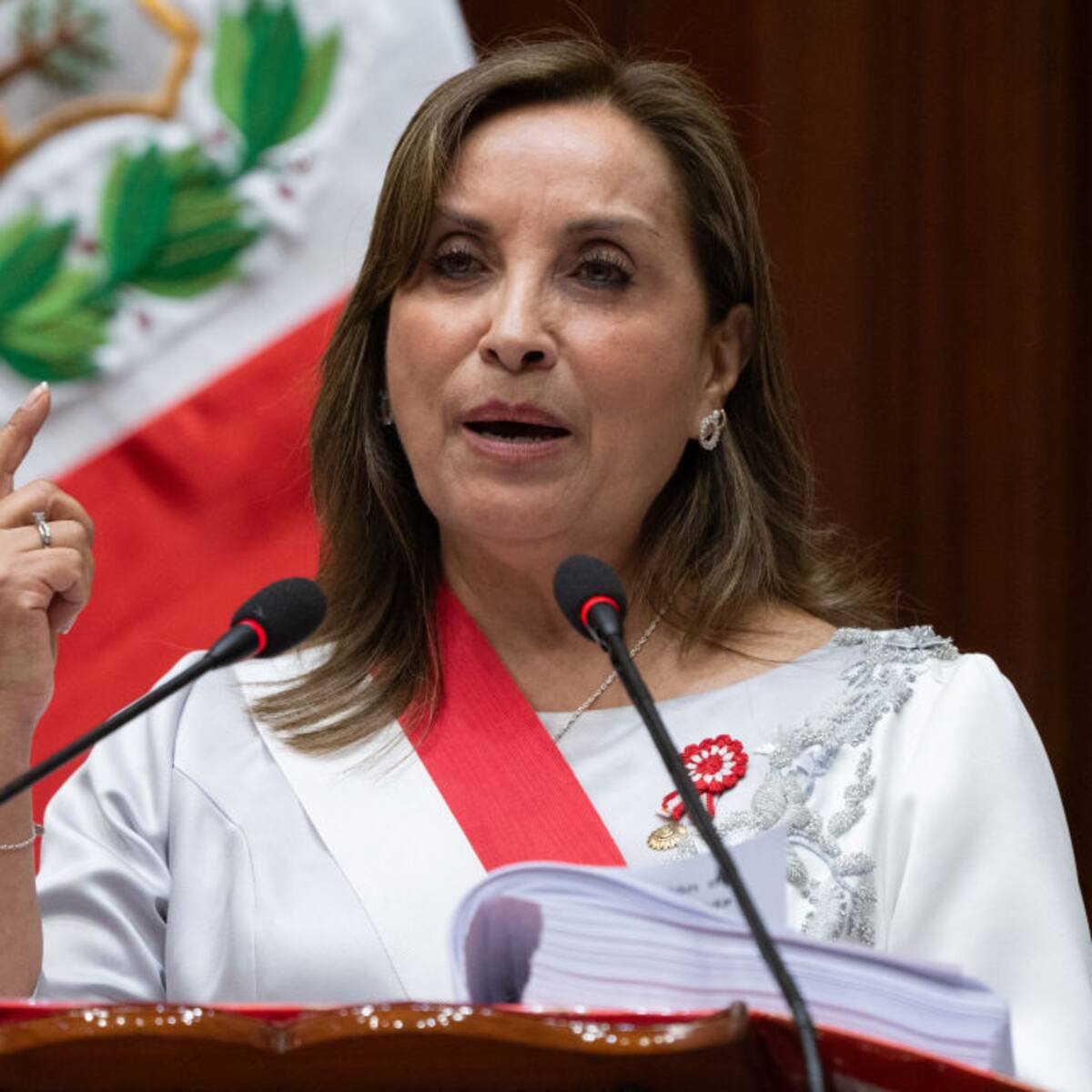Presidenta de Perú pide a Colombia evitar la confrontación y mantener la paz fronteriza