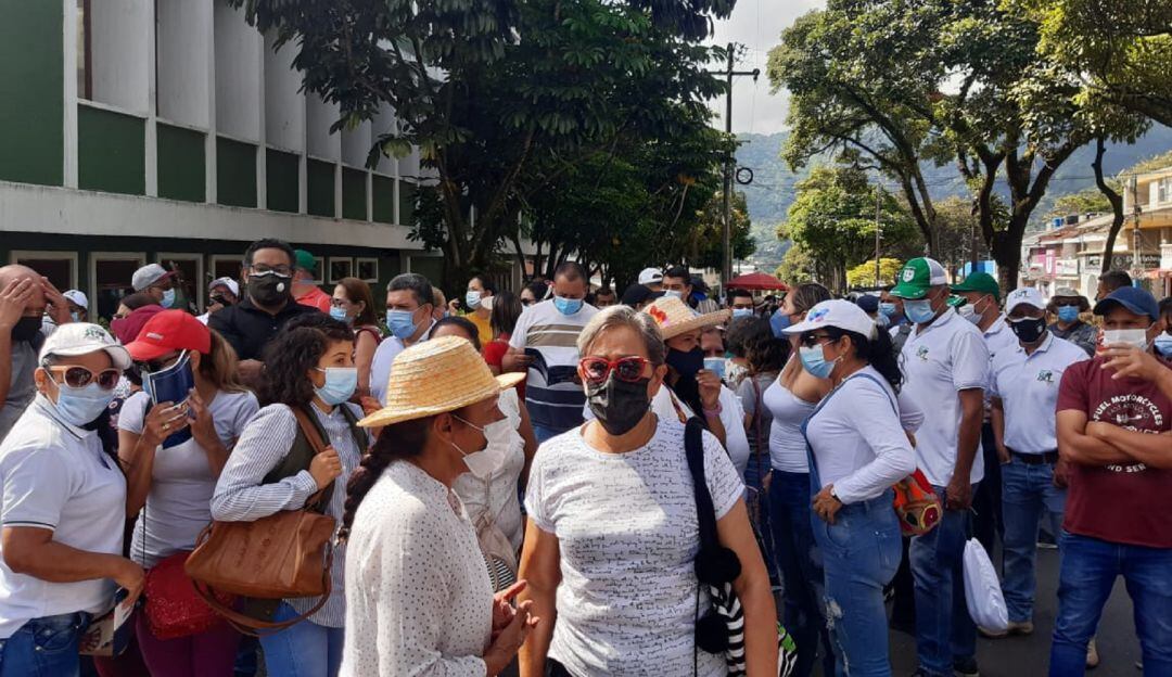 Marcha por las calles de Ibagué