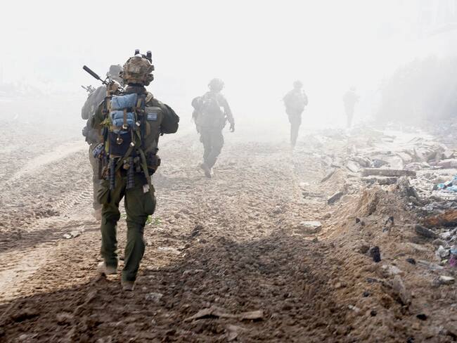 JERUSALÉN, 05/02/2024.- El Ejército israelí informó de que realizó en la última jornada varios "ataques selectivos" en el norte de la Franja, donde han regresado efectivos de Hamás tras el repliegue de las tropas; mientras profundiza su ofensiva en el área de Jan Yunis, en el sur del enclave, donde ayer destruyeron el cuartel general del grupo en la zona. EFE/Ejército de Israel -SOLO USO EDITORIAL/SOLO DISPONIBLE PARA ILUSTRAR LA NOTICIA QUE ACOMPAÑA (CRÉDITO OBLIGATORIO)-