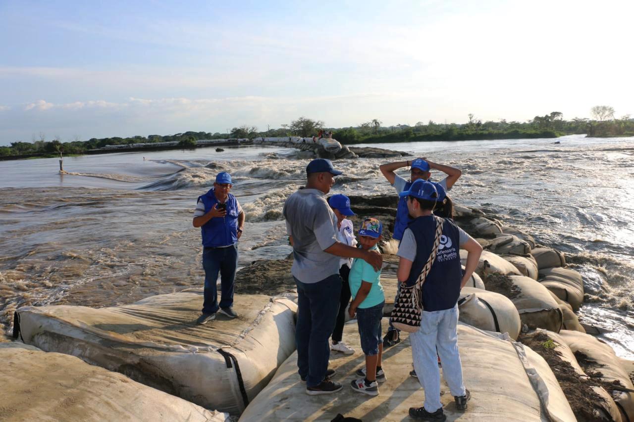 Defensoría del Pueblo llegó al nuevo rompimiento del dique ‘Caregato’
