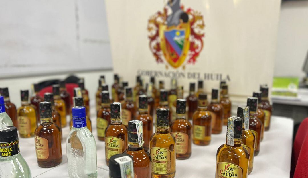 Las autoridades se encuentran preocupadas por el excesivo número de botellas de licor adulterado encontradas en este departamento.