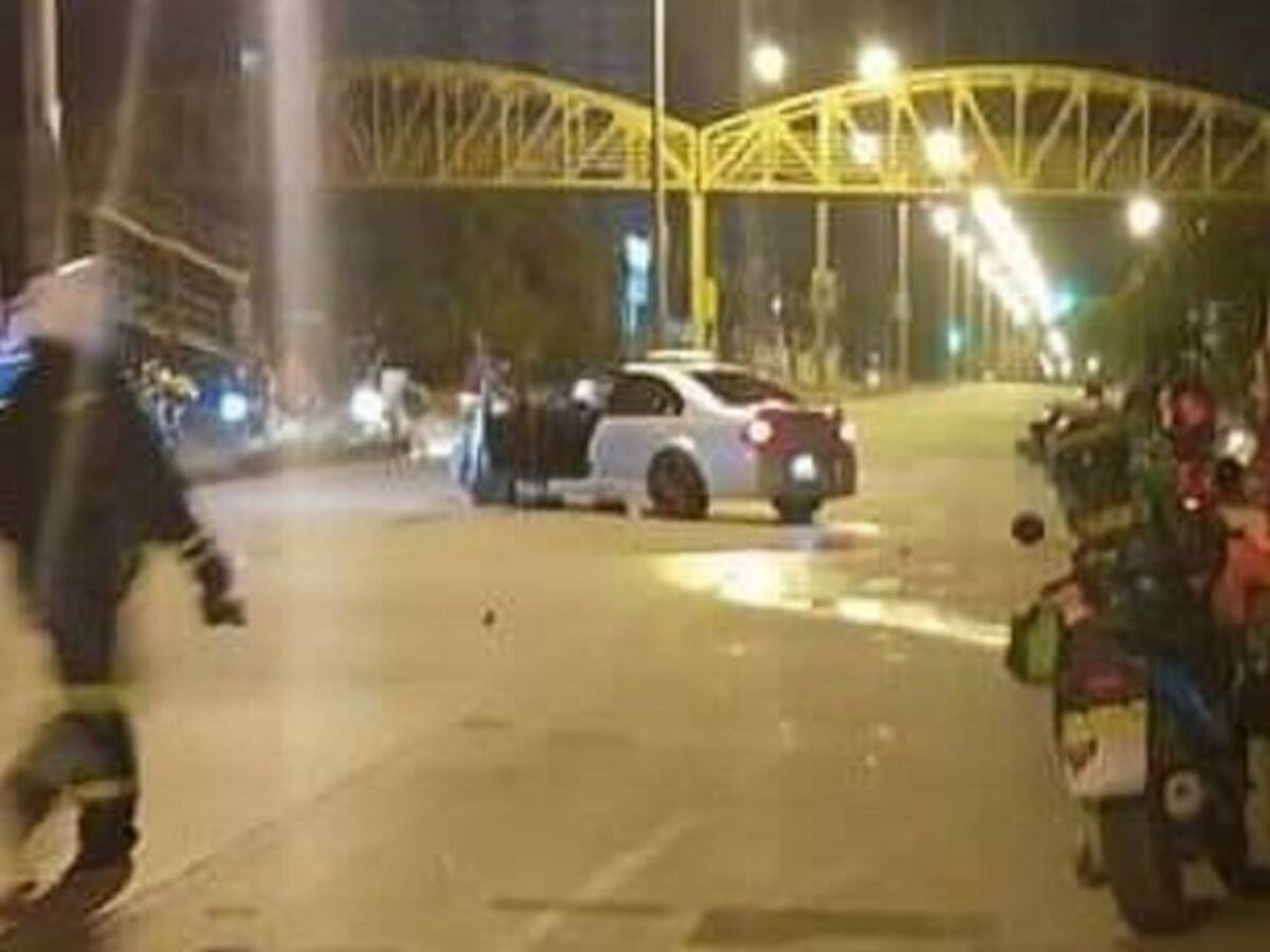 Conductor borracho arrolla a dos policías en Cartagena