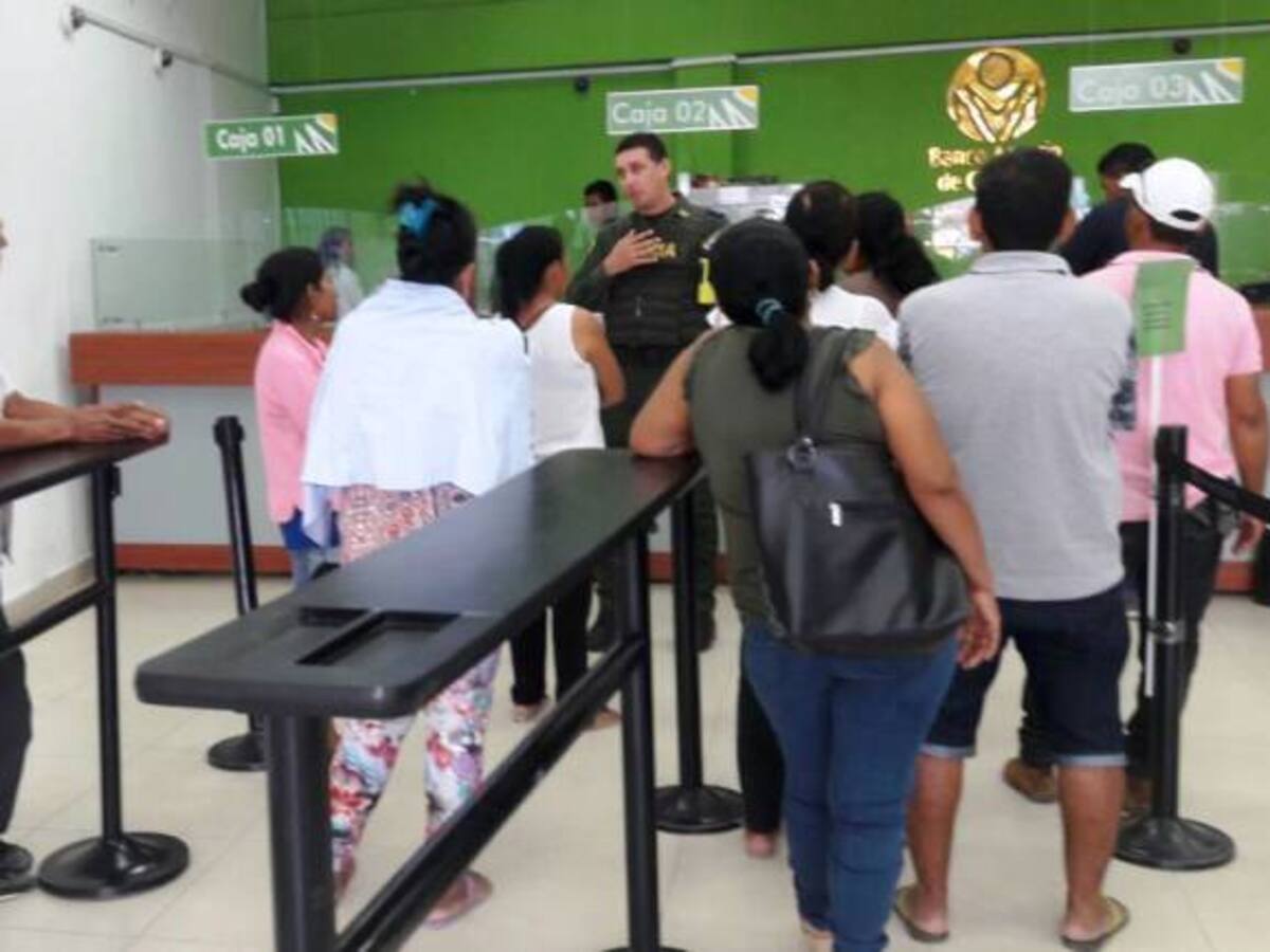La policía implementa campañas contra el fleteo en el sur de Bolívar