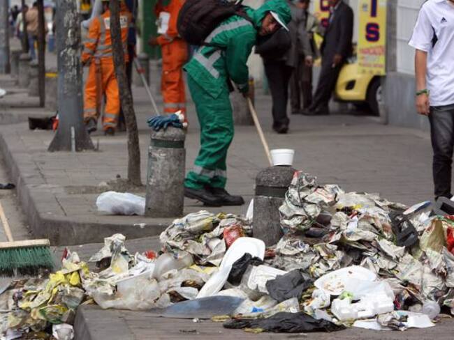 Los contenedores de basura tendrán sección especial para el reciclaje: UAESP