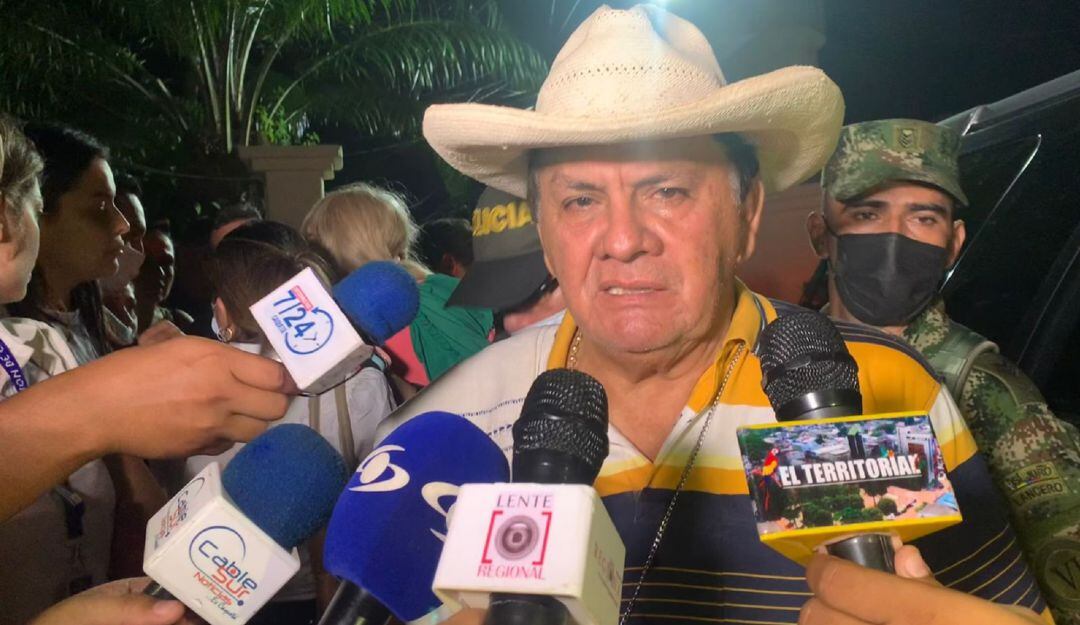 “Tengo dolor de patria” gobernador del Caquetá. 
  
 
 
 