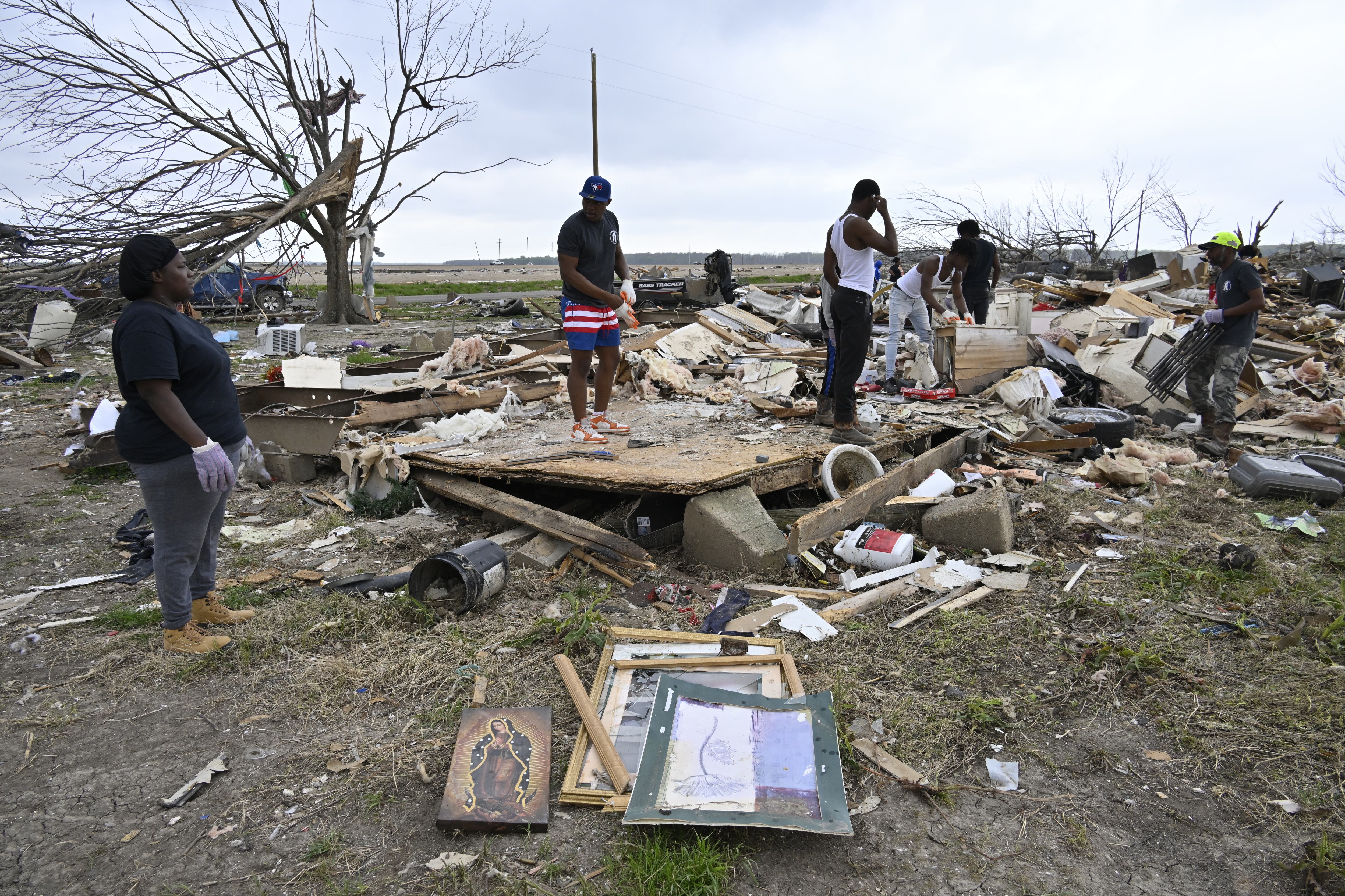 Tornados devastadores tornados en Estados Unidos. Foto: Peter Zay/Agencia Anadolu a través de Getty Images.