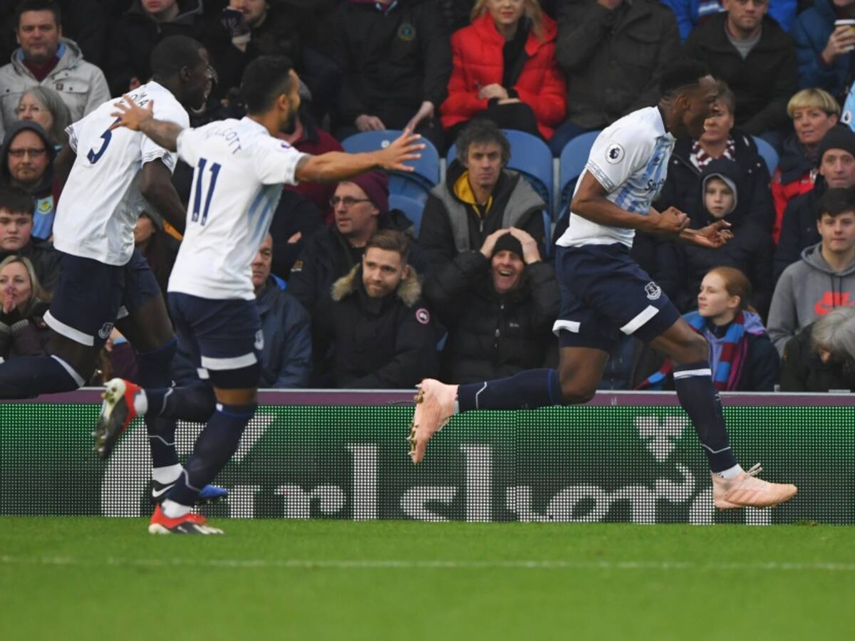 Yerry Mina, su primer gol y su primer baile en el fútbol inglés